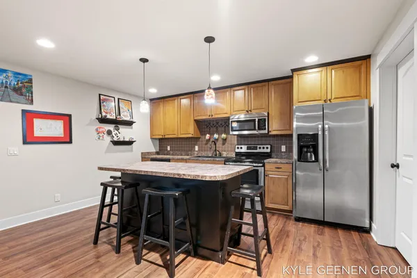$649,900 | 564 Blackstone Street, Holland, MI 49423