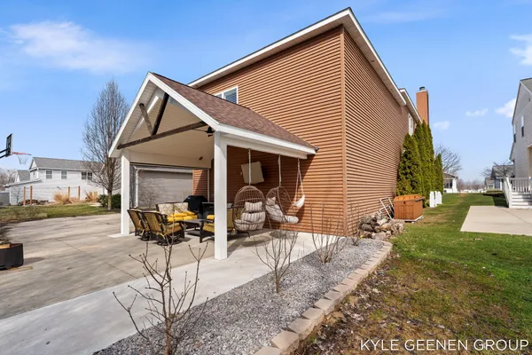 $649,900 | 564 Blackstone Street, Holland, MI 49423