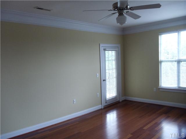 3811 Lunceston Way, Unit 305 Raleigh, NC 27613 - Photo 8 of 25 Family Rm (b)