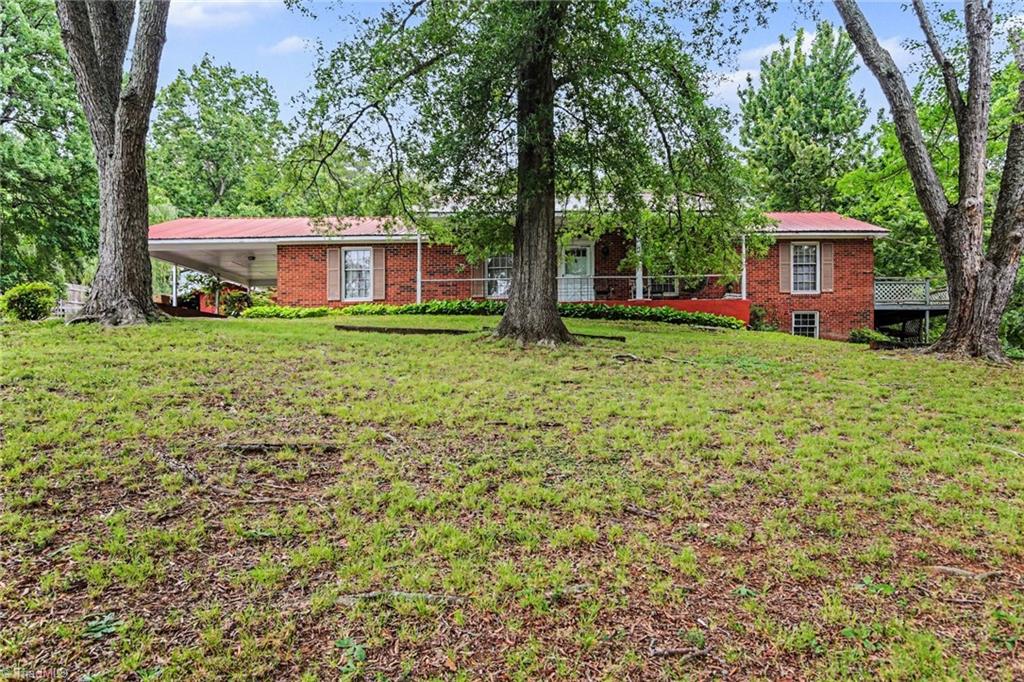1040 Beechwood Road King, NC 27021 - Photo 25 of 27