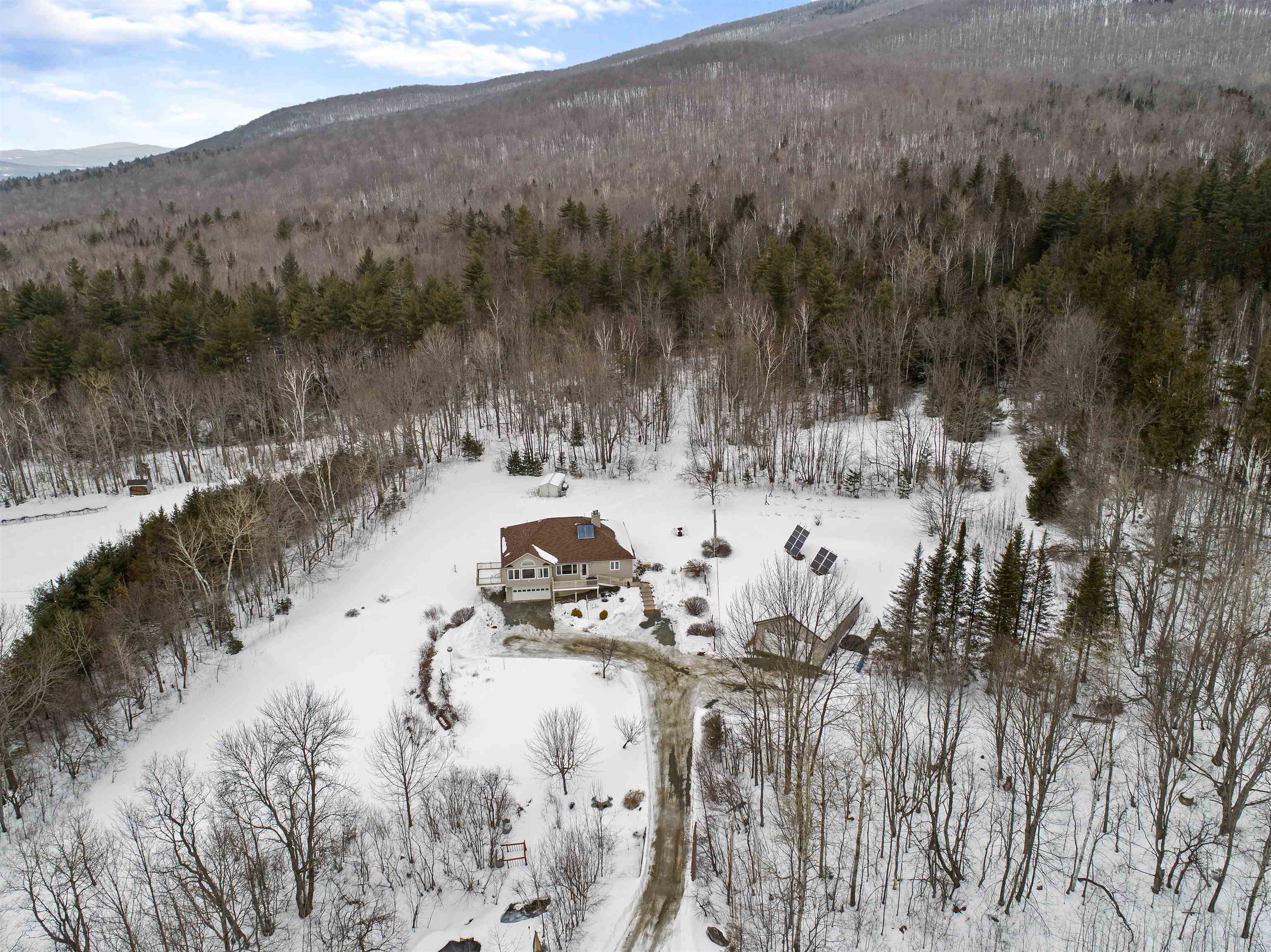 49 Ingerson Road Jefferson, NH 03583 - Photo 7 of 40 Gallery Image 7