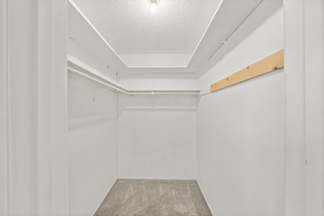 $234,999 | 5696 Hillsdale Boulevard, Sacramento, CA 95842