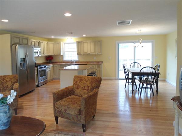237 5 Corners Road Barnstable, MA 02632 - Photo 6 of 11 Gallery Image 6