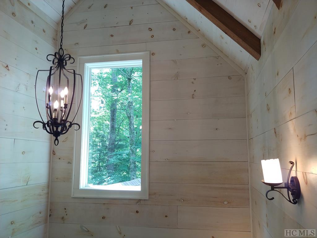 110 Eagle Ridge Road Sapphire, NC 28774 - Photo 21 of 30 Gallery Image 21