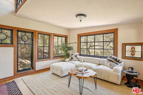 $2,195,000 | 19805 Valley View Drive, Topanga, CA 90290