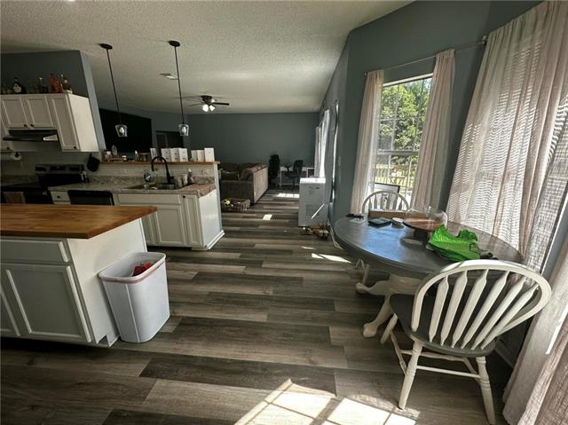 264 Zinnie Sharp Road Robeline, LA 71469 - Photo 14 of 21 Gallery Image 14