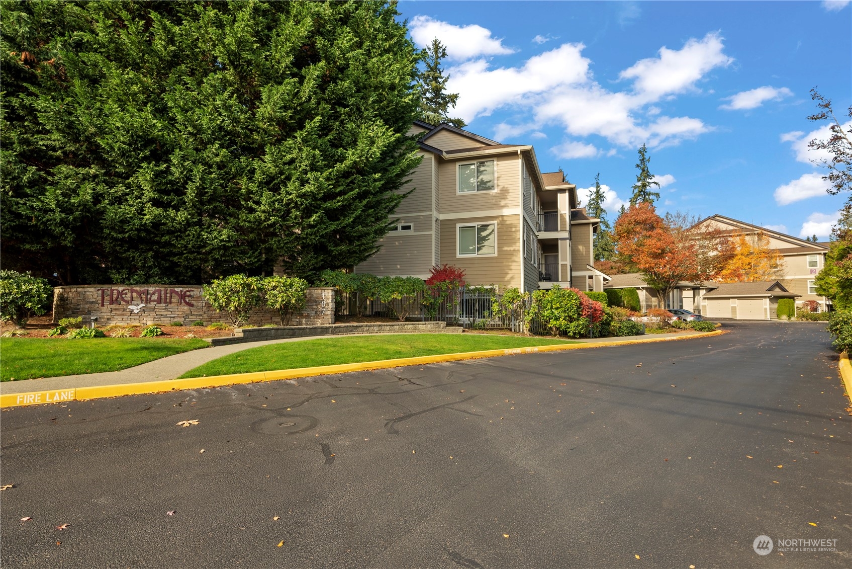 107 164th Street Southeast, Unit 1101 Bothell, WA 98012 - Photo 2 of 24 Gallery Image 2