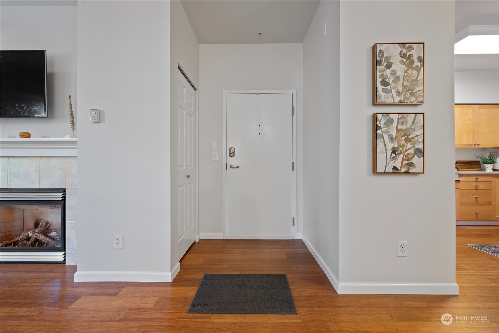 107 164th Street Southeast, Unit 1101 Bothell, WA 98012 - Photo 3 of 24 Gallery Image 3