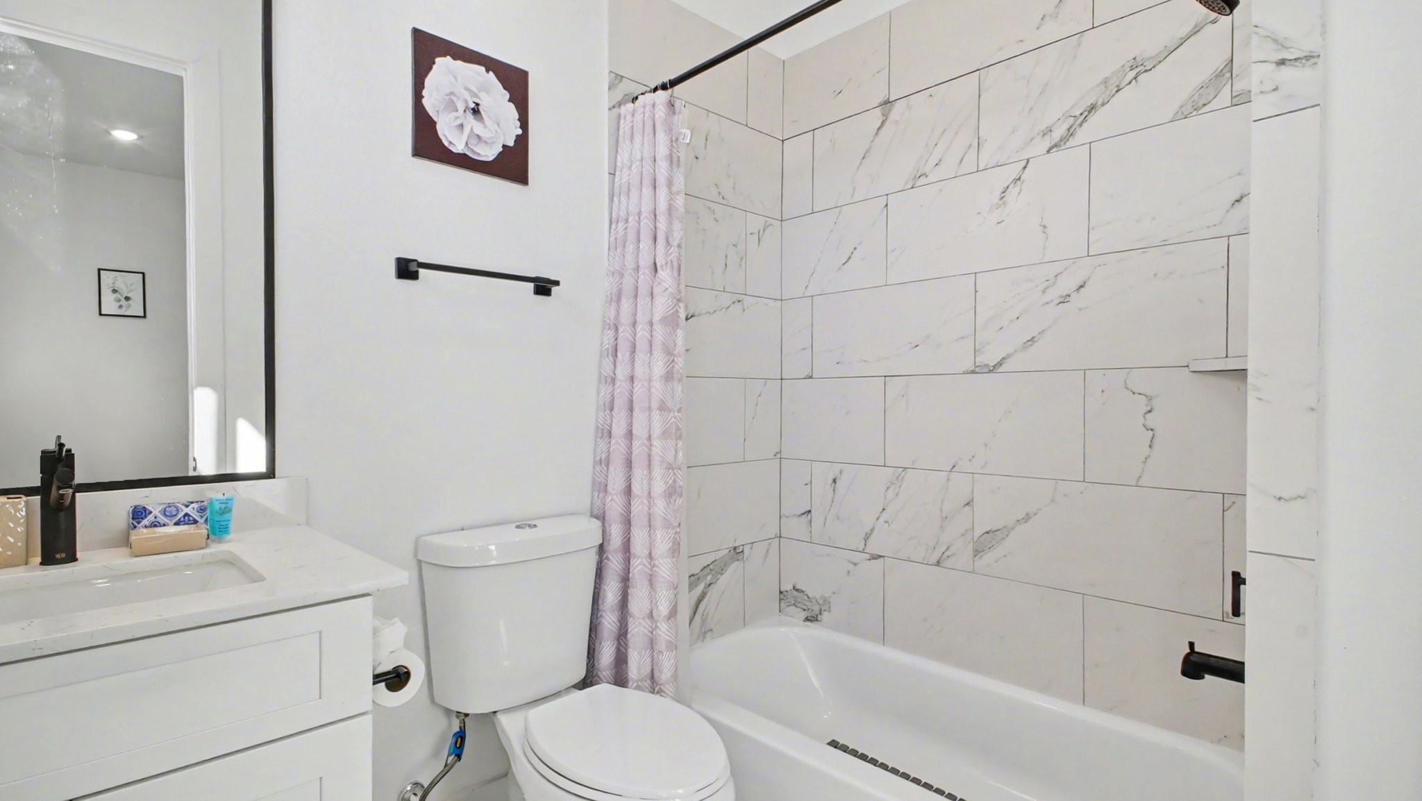 2802 Tierwester Street Houston, TX 77004 - Photo 29 of 35 a bathroom with a sink toilet and shower