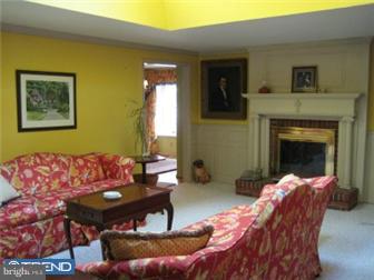 8 Taunton Road Medford, NJ 08055 - Photo 3 of 12 Living Room