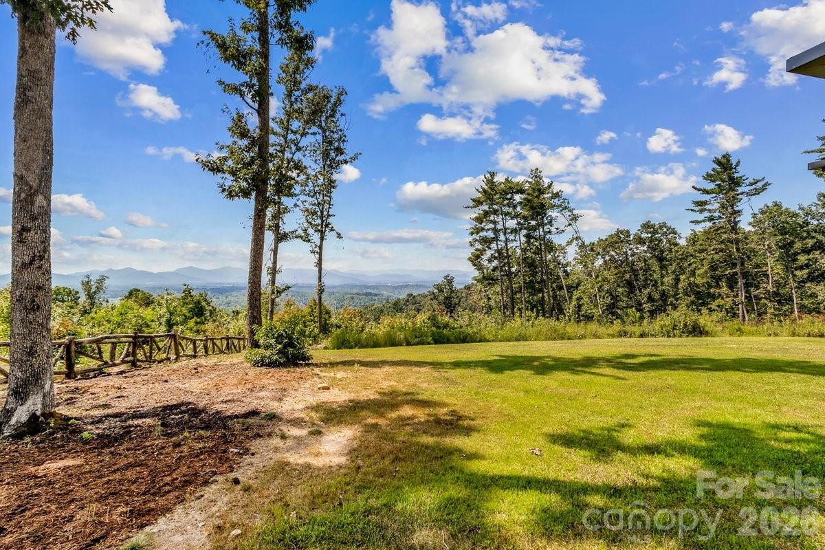 98 Running Ridge Road Asheville, NC 28804 - Photo 7 of 41 Gallery Image 7