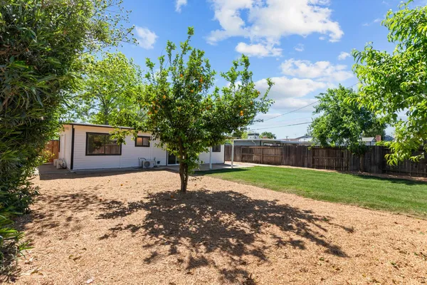 $388,000 | 5915 35th Avenue, Sacramento, CA 95824