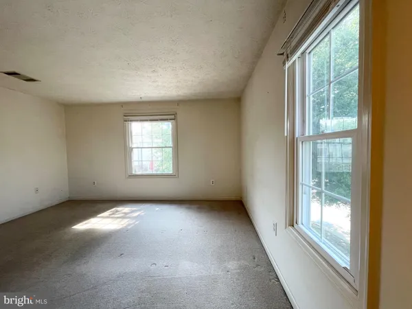 $1,750 | 812 Stratford Way, Unit J, Frederick, MD 21701