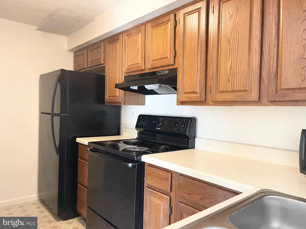 $1,750 | 812 Stratford Way, Unit J, Frederick, MD 21701