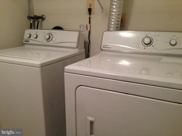$1,750 | 812 Stratford Way, Unit J, Frederick, MD 21701