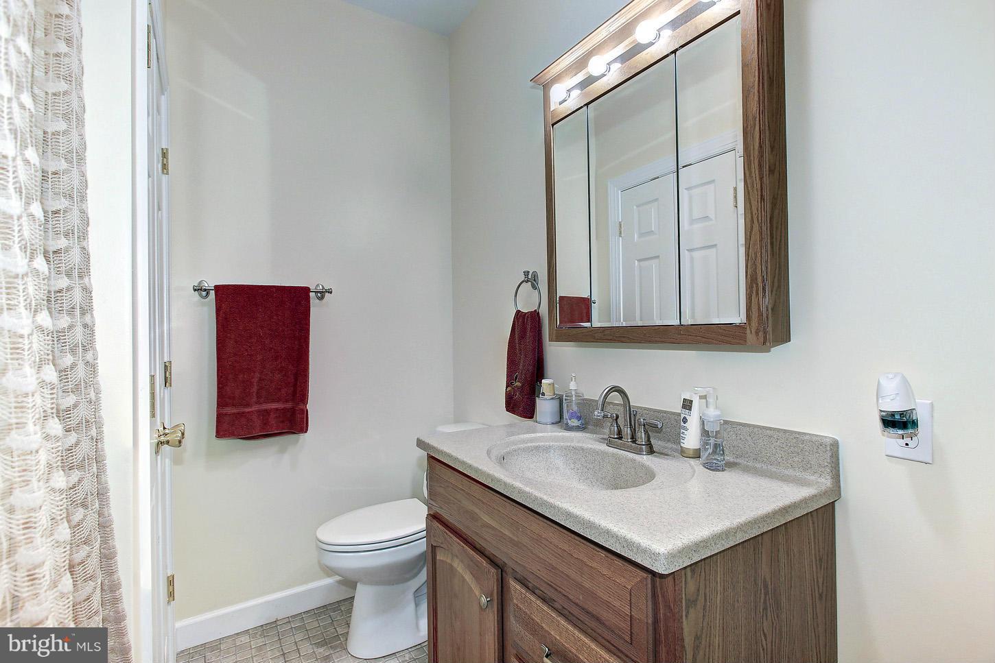 515 Gorsuch Road Westminster, MD 21157 - Photo 11 of 25 Bath