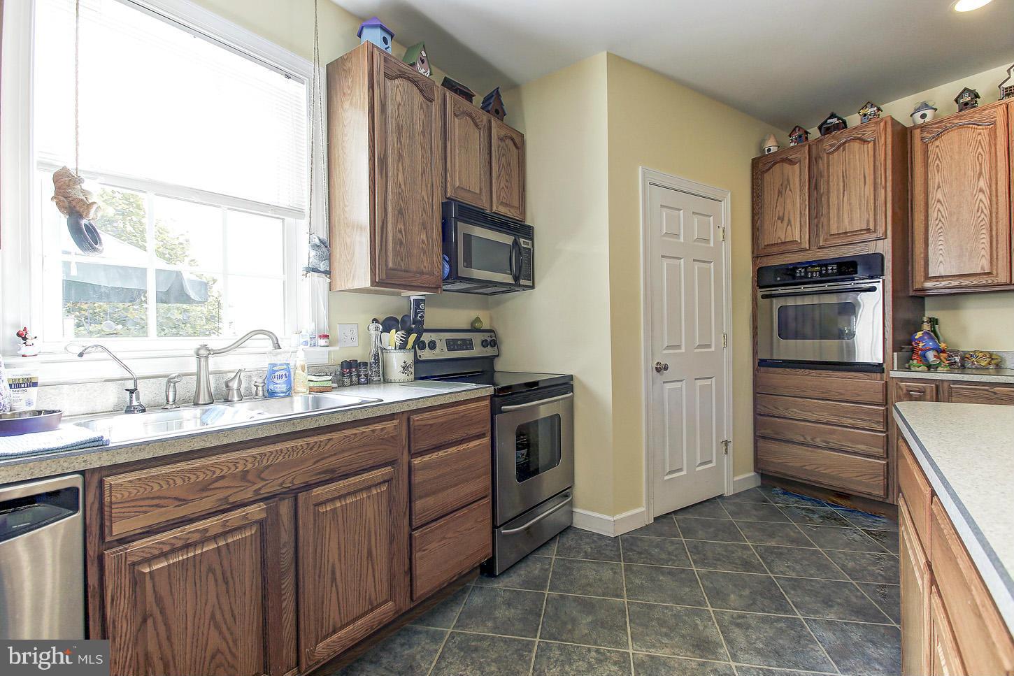 515 Gorsuch Road Westminster, MD 21157 - Photo 8 of 25 Kitchen