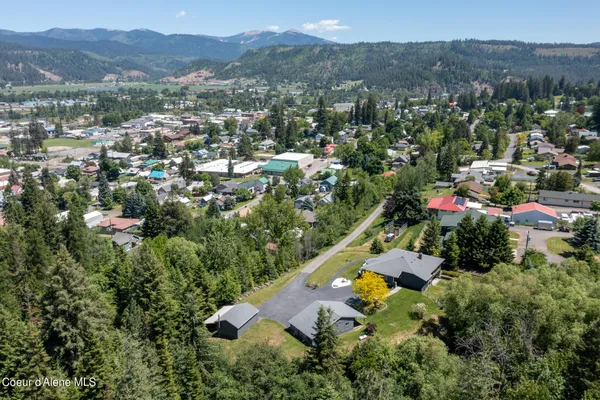 $669,500 | 1615 Lincoln Avenue, St. Maries, ID 83861