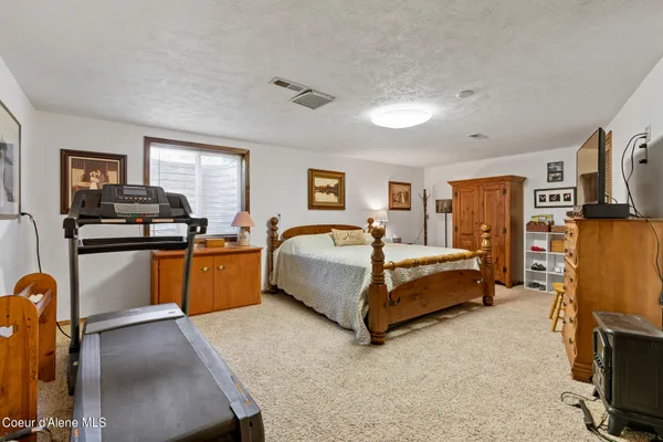 $669,500 | 1615 Lincoln Avenue, St. Maries, ID 83861