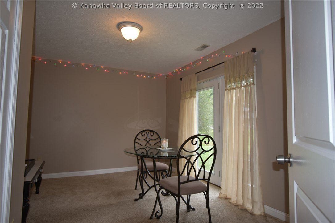 88 Roadrunner Avenue Winfield, WV 25213 - Photo 25 of 43 Gallery Image 25