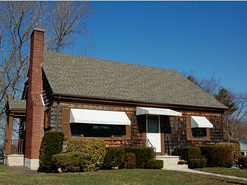 16 Top Street Westerly, RI 02891 - Photo 1 of 16 Exterior Front.