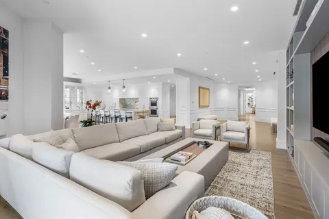 $4,999,000 | 7383 Orangewood Lane, Unit 501, Boca Raton, FL 33433