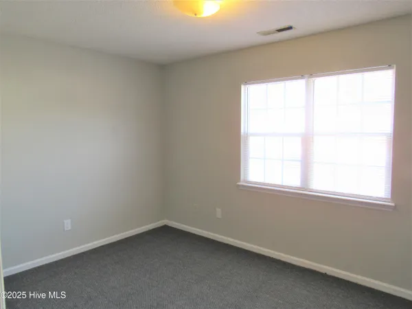 $1,200 | 2164 Brandymill Lane, Jacksonville, NC 28546