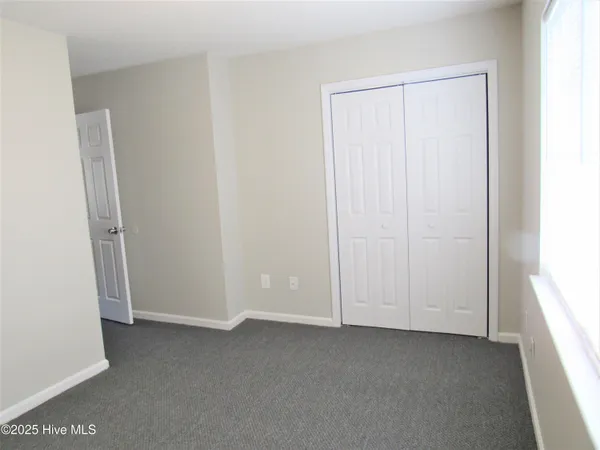 $1,200 | 2164 Brandymill Lane, Jacksonville, NC 28546