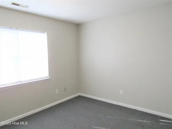 $1,200 | 2164 Brandymill Lane, Jacksonville, NC 28546