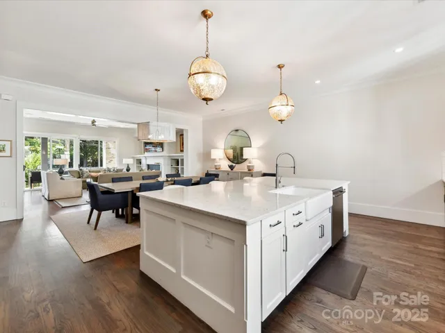 $1,299,000 | 6531 Hazelton Drive, Charlotte, NC 28210