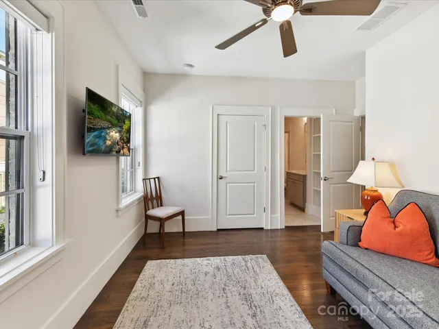 $1,299,000 | 6531 Hazelton Drive, Charlotte, NC 28210