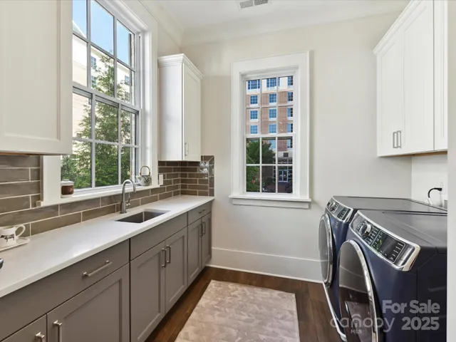 $1,299,000 | 6531 Hazelton Drive, Charlotte, NC 28210