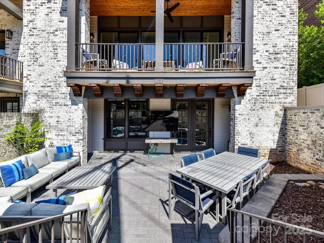 $1,299,000 | 6531 Hazelton Drive, Charlotte, NC 28210