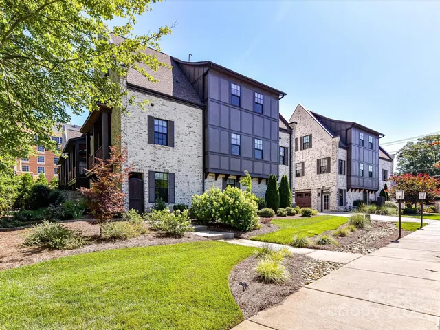 $1,299,000 | 6531 Hazelton Drive, Charlotte, NC 28210