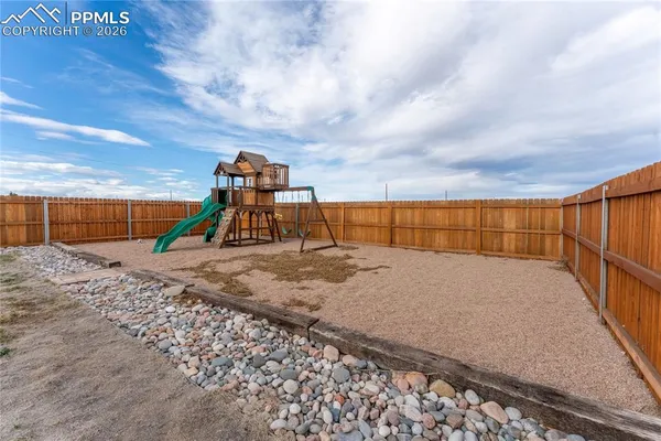 $499,000 | 995 North Matt Drive, Pueblo, CO 81007