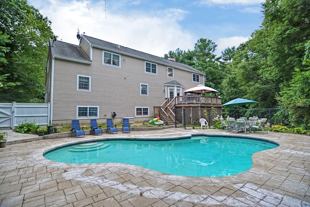 113 Paddock Road Raynham, MA 02767 - Photo 21 of 24 Gallery Image 21