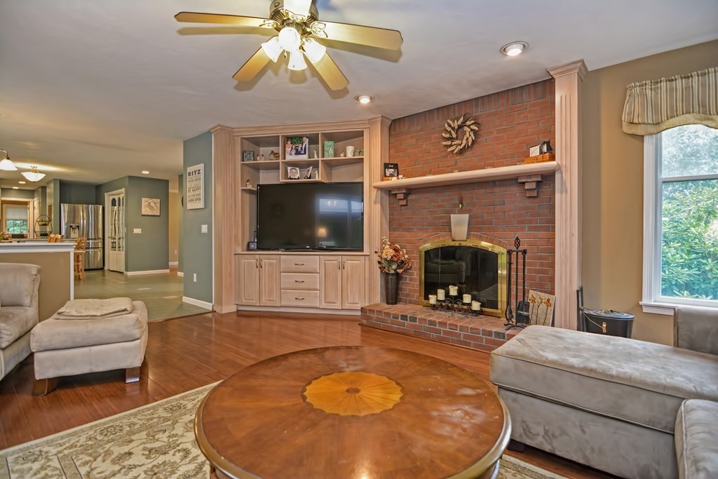 113 Paddock Road Raynham, MA 02767 - Photo 7 of 24 Gallery Image 7