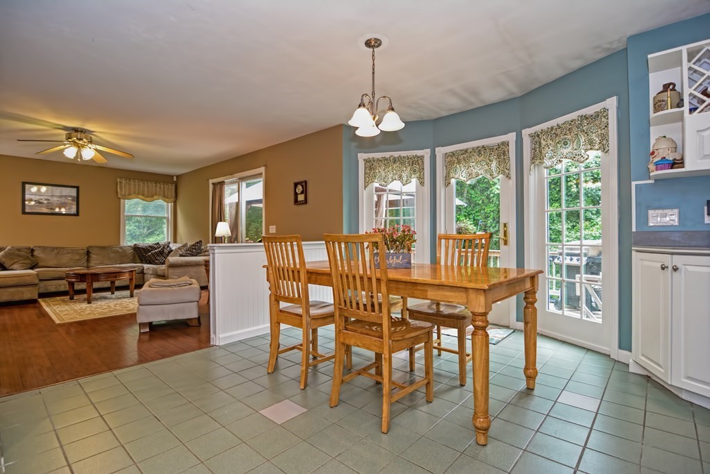 113 Paddock Road Raynham, MA 02767 - Photo 9 of 24 Gallery Image 9