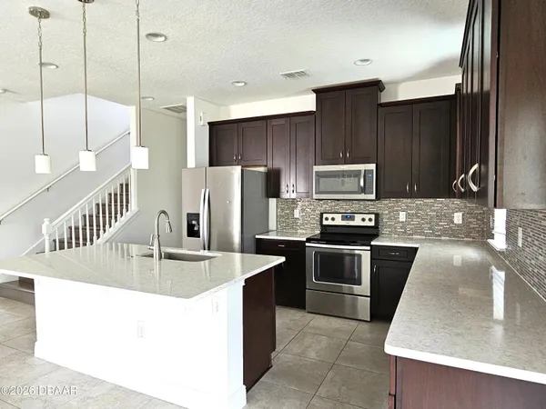 $3,000 | 5402 Hutchinson Street, Port Orange, FL 32128