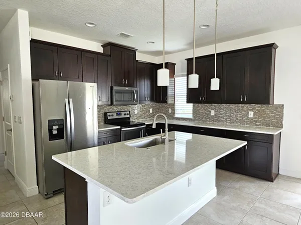 $3,000 | 5402 Hutchinson Street, Port Orange, FL 32128