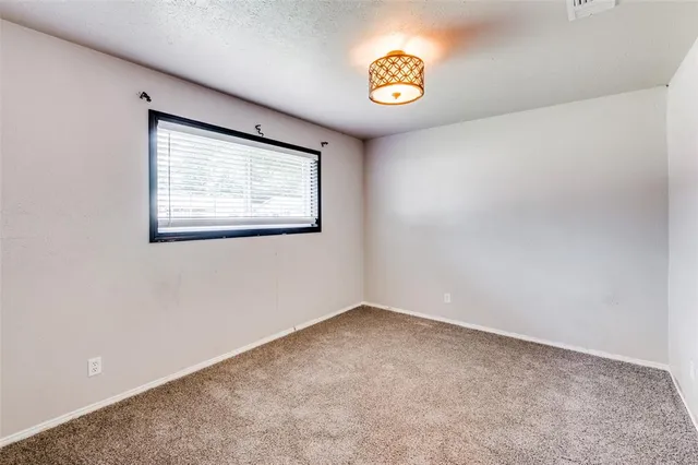 $2,200 | 100 High School Drive, Waxahachie, TX 75165