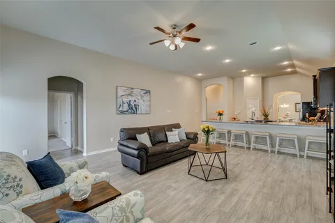 $300,000 | 5318 Madeline Grace Drive, Brookshire, TX 77423