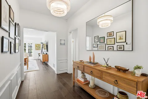 $1,495,000 | 8726 Shoreham Drive, Unit A, West Hollywood, CA 90069