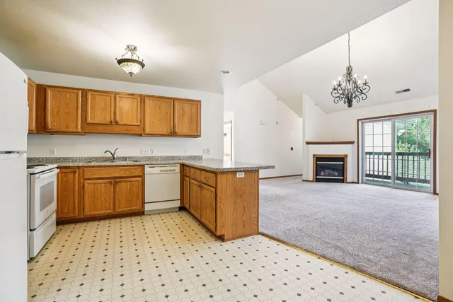$255,000 | 4300 West Grange Avenue, Unit 8, Greenfield, WI 53220