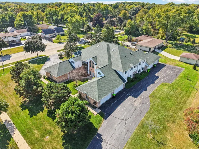 $255,000 | 4300 West Grange Avenue, Unit 8, Greenfield, WI 53220