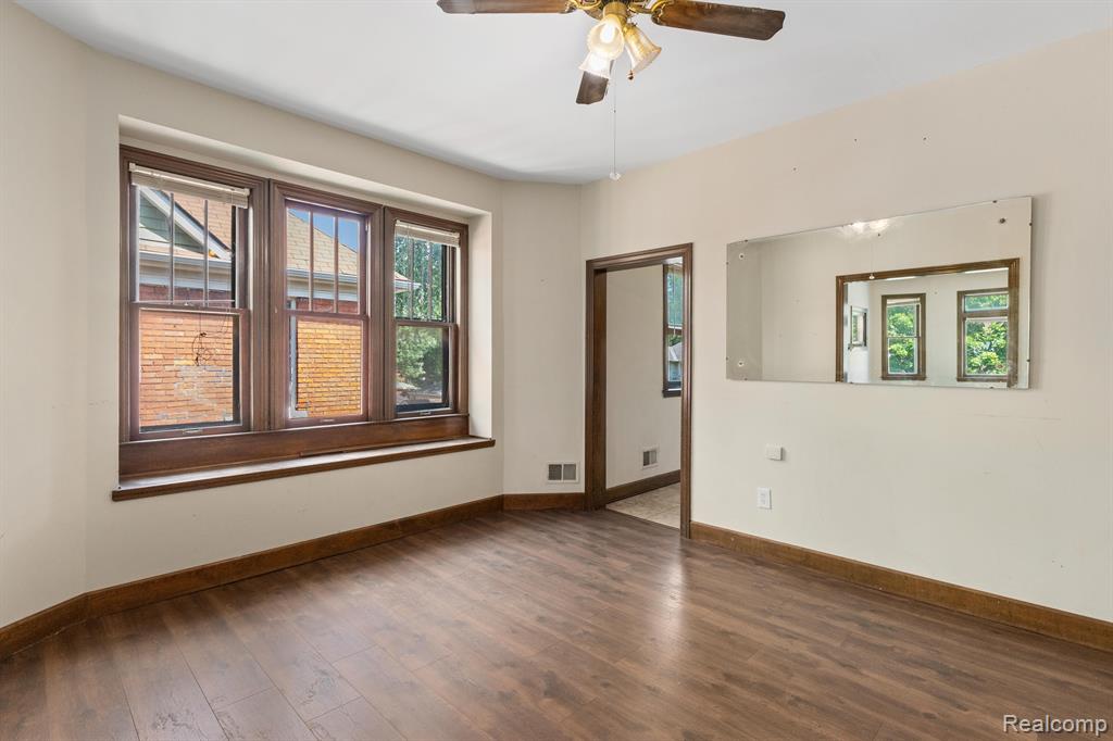 739 Delaware Street Detroit, MI 48202 - Photo 29 of 70