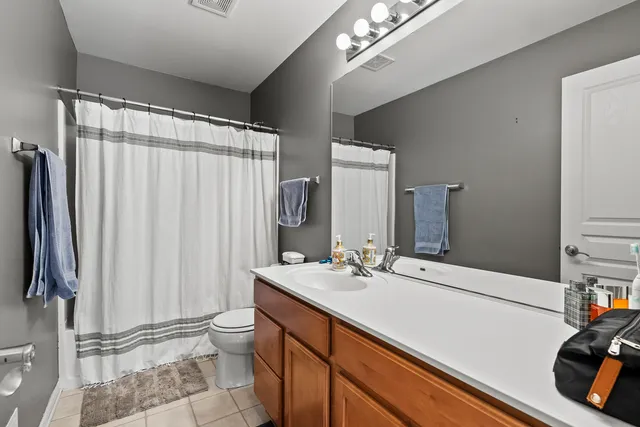 $439,900 | 1076 Goldfinch Lane, Antioch, IL 60002