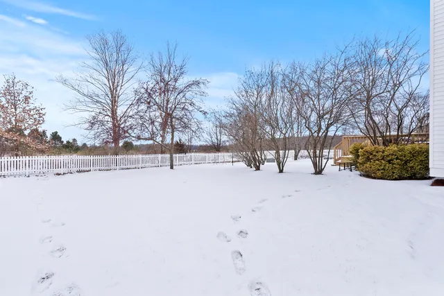 $439,900 | 1076 Goldfinch Lane, Antioch, IL 60002