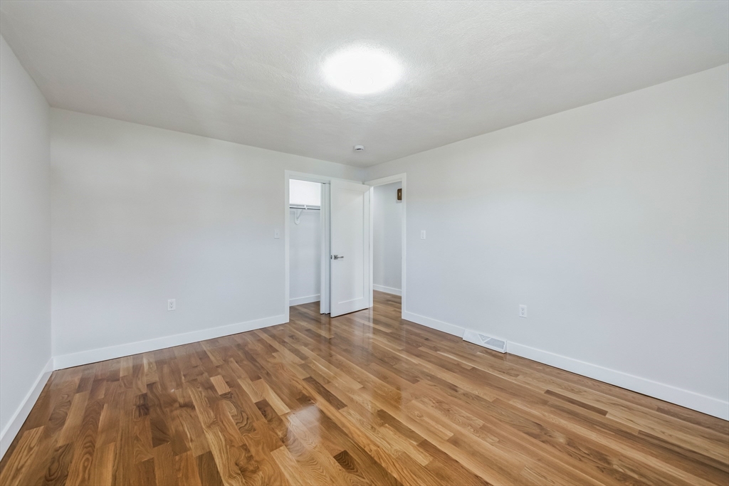 5 Dolan Road Billerica, MA 01821 - Photo 15 of 30 Gallery Image 15