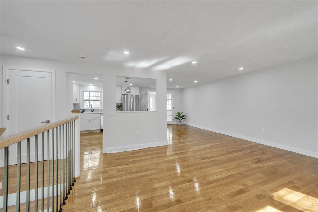 5 Dolan Road Billerica, MA 01821 - Photo 7 of 30 Gallery Image 7